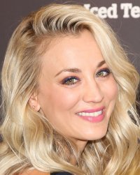 1 Kaley Christine Cuoco 1.jpg