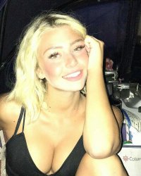 domiziana giovinazzo in nero 01.jpg