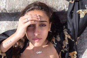 giulia-stabile-amici-2021-tatuaggio-significato.jpg