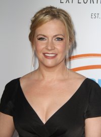 melissa joan hart in bikini 03.jpg