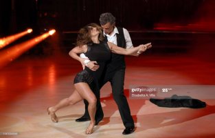 samanta togni a ballando con le stelle 02.jpg