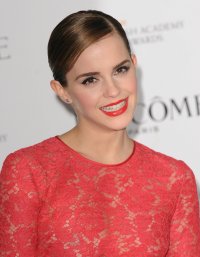 Emma-Watson-See-Through-Pics-6.jpeg