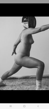 Screenshot_20220104-162918_Behance.jpg