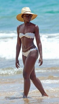 Lupita-Nyongo-Nude-Sexy-4-The-Fappening-Blog.jpg