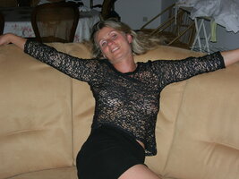 Sandrine 35 anni esibizionista francese- (87).JPG
