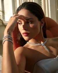 254705671_eiza-6.jpg