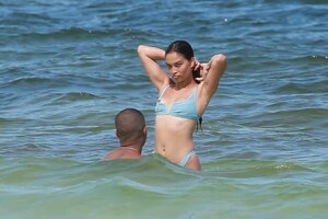 Shanina-Shaik-Bikini-Nip-Slip-in-Tulum-14.jpg