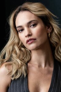 Lily James.jpg
