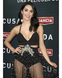 lali esposito al gala 01.jpg
