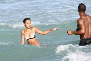 karrueche tran in bikini (16).jpg
