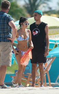 camila mendes in bikini (03).jpg