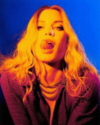 AnabelEnglund (2).jpg