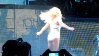 Britney Spears_Femme Fatale Tour Summerfest hd720p.MP4_snapshot_01.41_[2012.11.24_19.11.42].jpg