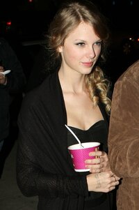 365467210_sasha_13.jpg