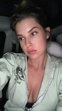 Amanda_Cerny_2023-08-21_amandacerny-71b09b2aba805c6ff.jpg