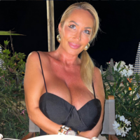 Screenshot 2023-09-06 at 06-22-18 Mara Traversi (@mara_traversi) • Instagram photos and videos.png