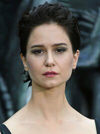 Katherine Waterston.jpg