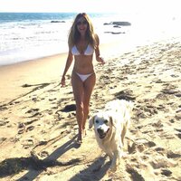 vanessa angel in bikini 07.jpg